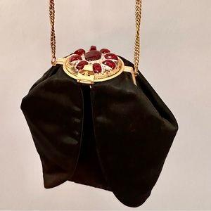 RARE Vintage Evans Case Company Tulip Purse With Compact Mirror Lid Closure